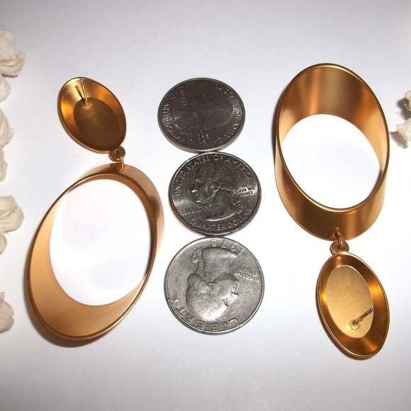 Vintage Gold Hoop Earring Retro Statement Post Stud Jewelry for Women Drop C462 - Picture 3 of 6